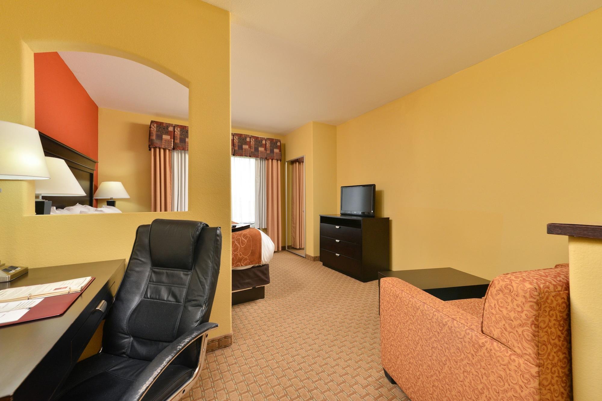 Comfort Suites Salina South Exterior foto