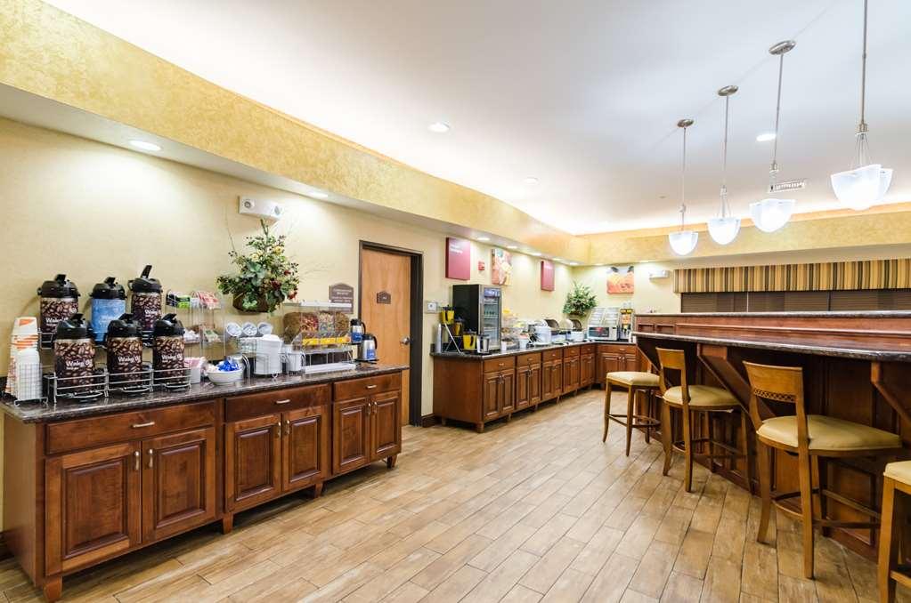 Comfort Suites Salina South Restaurante foto